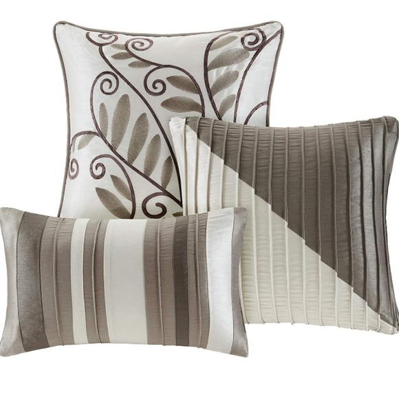 🛑🛑SOLD🛑🛑Madison Park Amherst 7pc Comforter Set - Picture 4 of 8